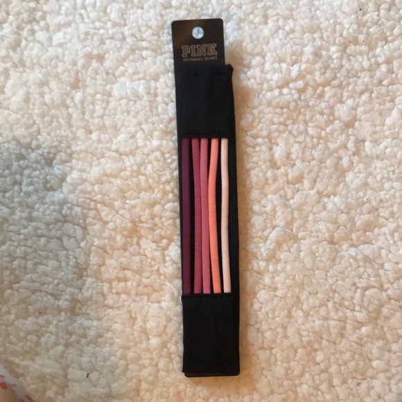 🔥SALE🔥VS PINK Strappy Sport Headband - Picture 4 of 5